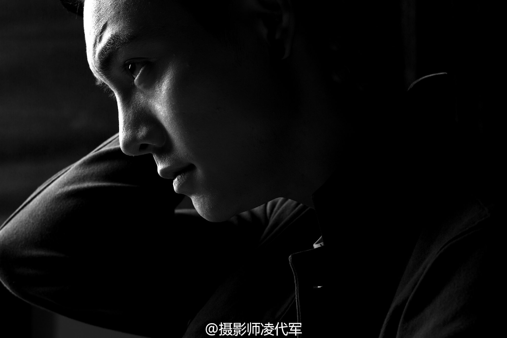 亚洲人成网站在线播放观看,久久一本色道综合免费提供,一个人看的电影免费网站